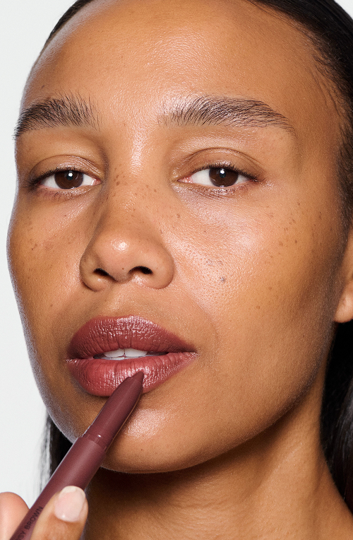 ROSY BROWN Burgunderbrun med nøytral undertone
