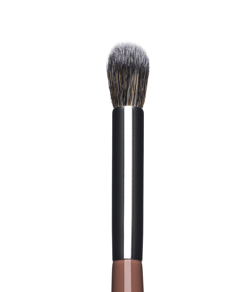 ROUND BLENDER BRUSH 05