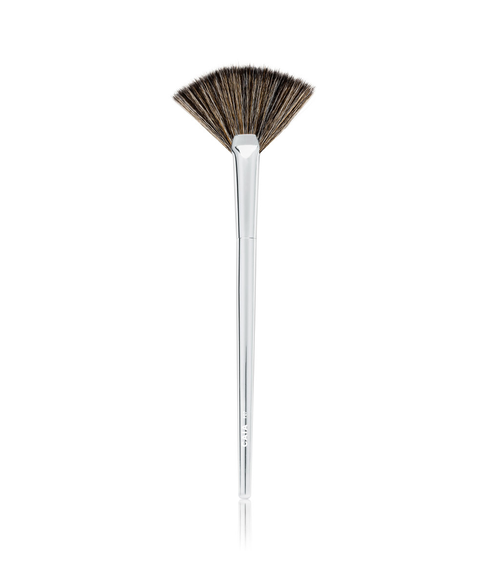 HIGHLIGHTER FAN BRUSH F07 i gruppen KOSTER & TILBEHØR / KOSTER / Sminkekoster hos CAIA Cosmetics (CAI144)