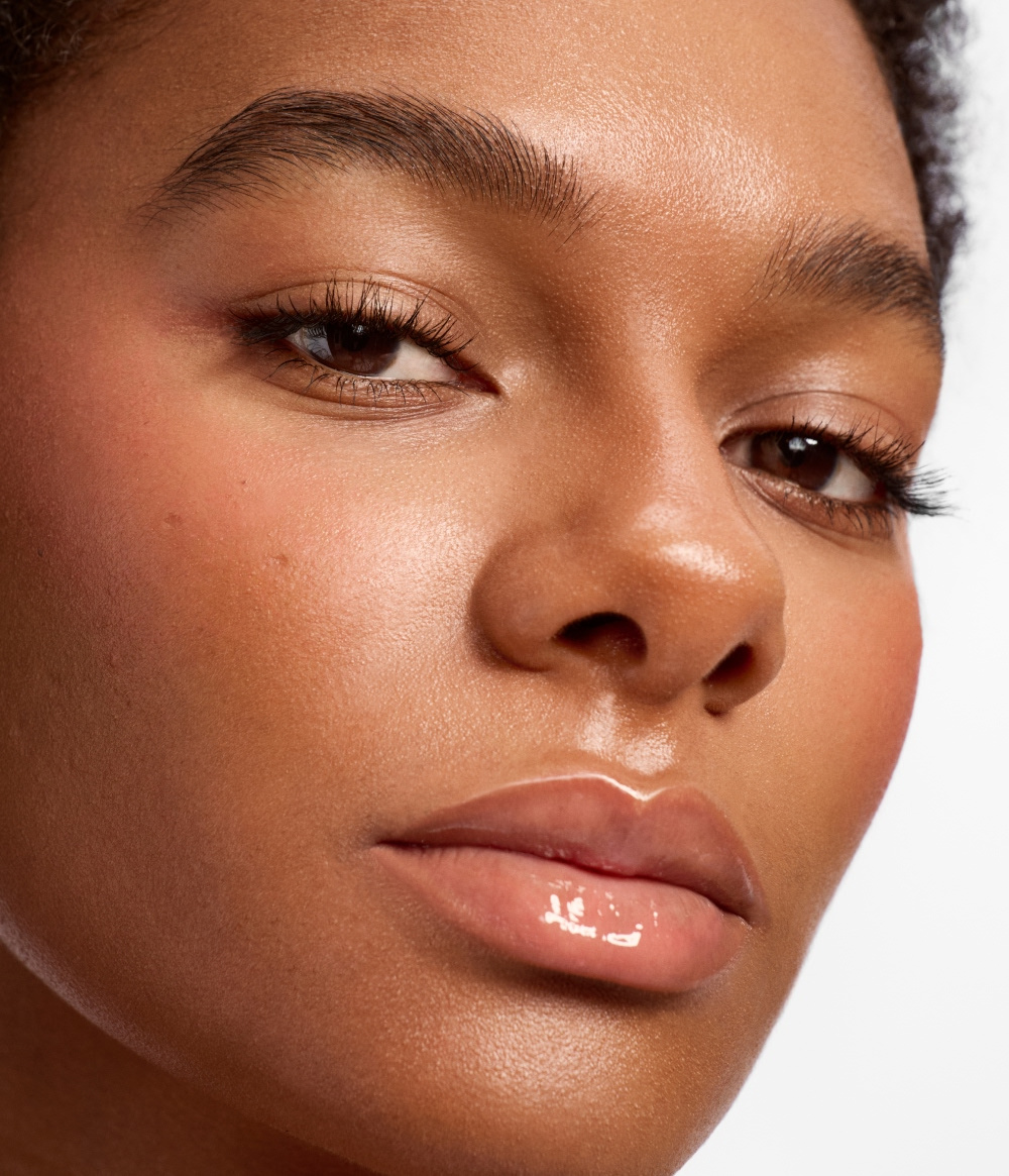 ROMANTIQUE MASCARA BLACK