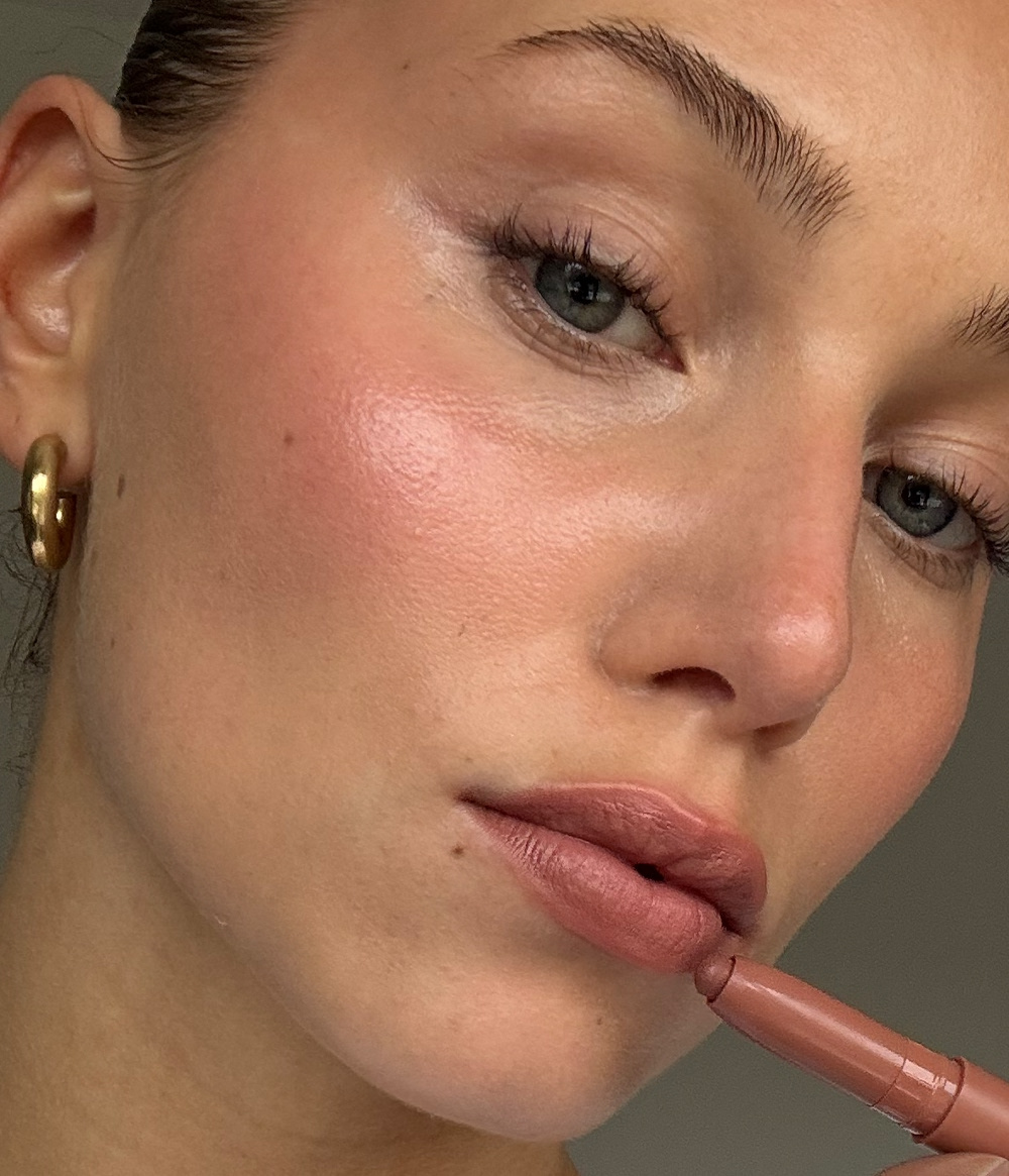 PINK BLOSSOM LIP CRAYON