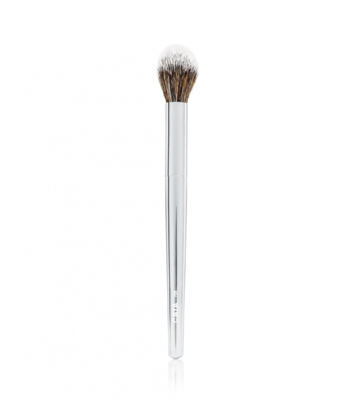 POINTED HIGHLIGHTER BRUSH 09 i gruppen KOSTER & TILBEHØR / KOSTER / Sminkekoster hos CAIA Cosmetics (CAI501)