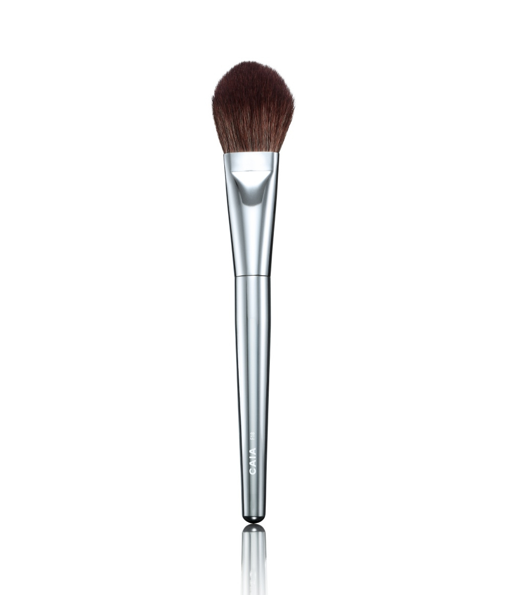 LOOSE BRONZER BRUSH F18 i gruppen SMINKE / ANSIKT / Bronzer & Contour hos CAIA Cosmetics (CAI528)