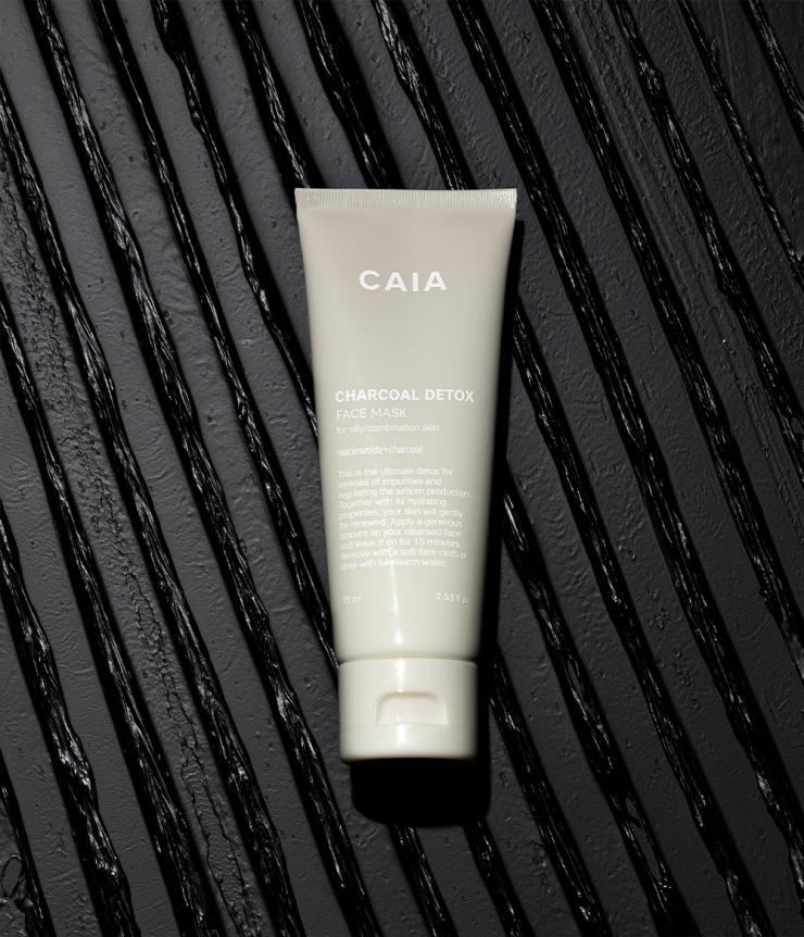 CHARCOAL DETOX FACE MASK